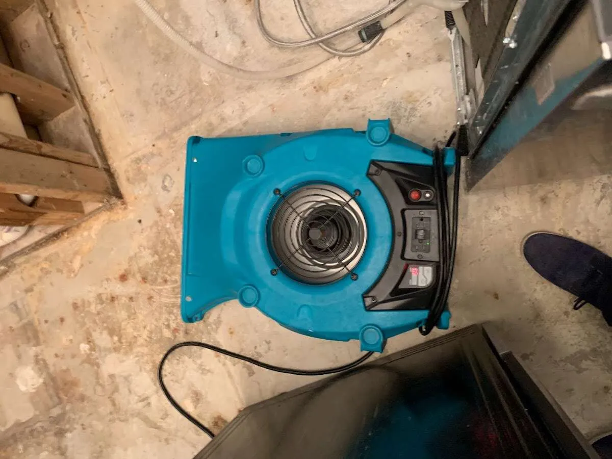 Air mover drying equipment for Mold Remediation & Removal in Merrillville
