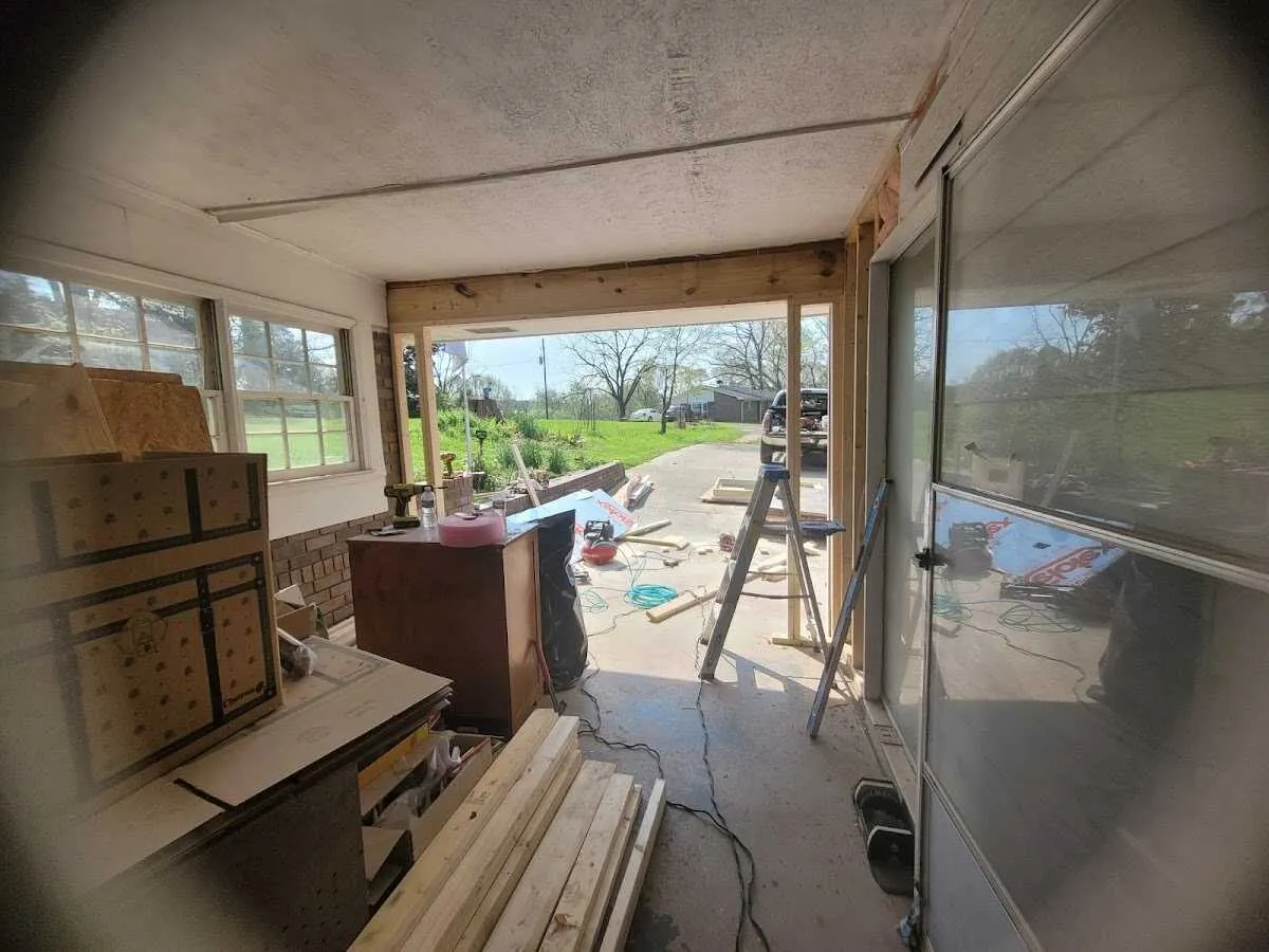 Air movers and dehumidifier for Water Mitigation Services in Merrillville